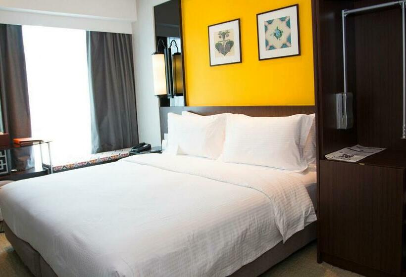 Deluxe Zimmer, Estadia