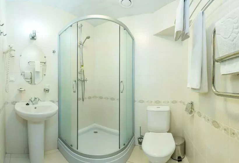 اتاق استاندارد یک نفره, Gogol House