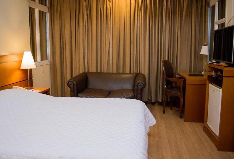 デラックスルーム, Jacques Georges Business