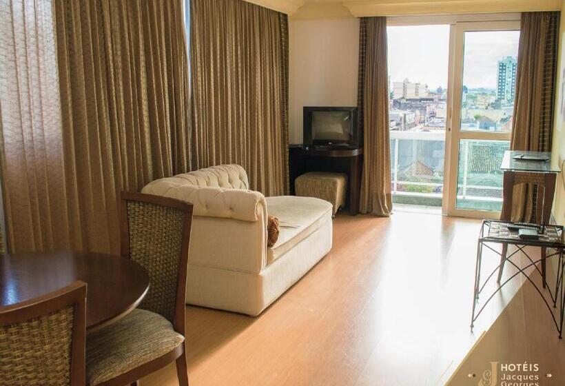 デラックススイート, Jacques Georges Business