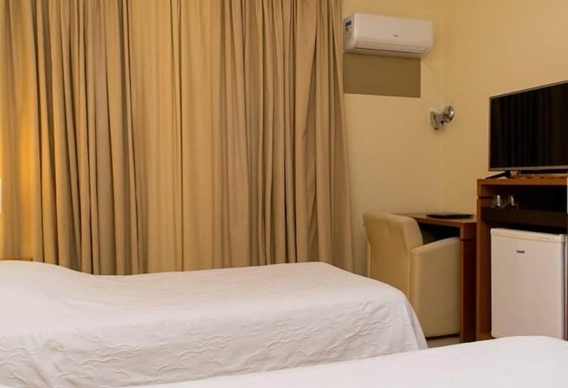 デラックスルーム, Jacques Georges Business