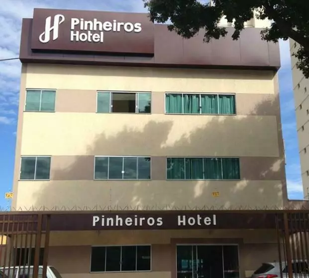 スーペリアファミリールーム, Pinheiros