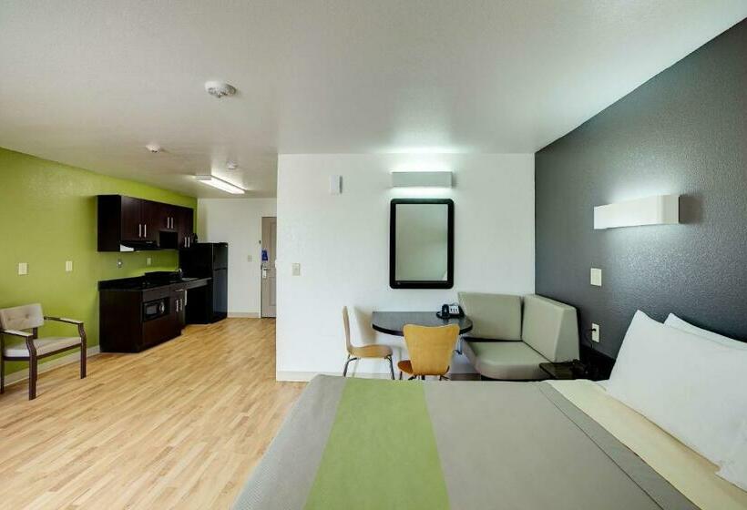 キングサイズベッドのスタンダードルーム, Studio 6sweetwater, Tx