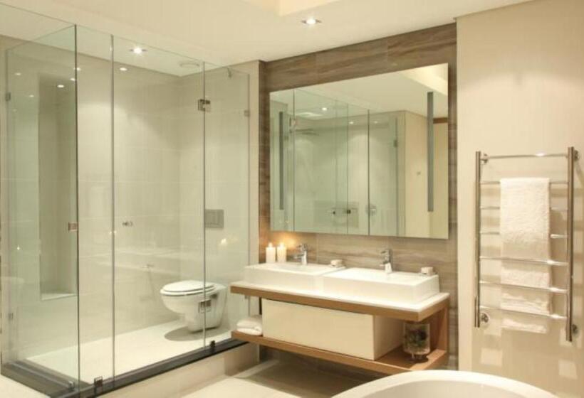 Апартаменты Deluxe 2 Спальни, The Residences At Crystal Towers