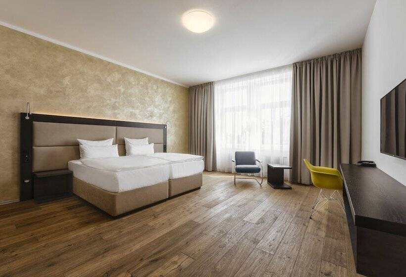 デラックスルーム, Theresian