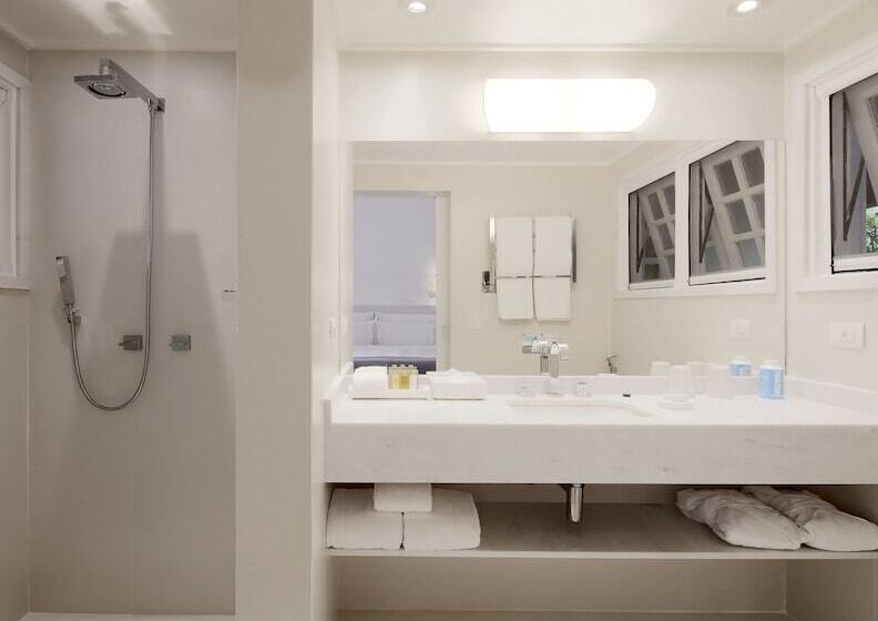 샬레, Unique Garden