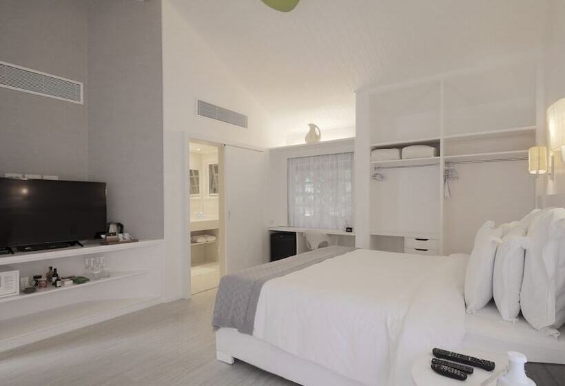 샬레, Unique Garden