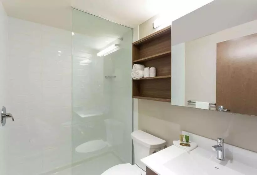 ビジネスルーム, Microtel Inn And Suites By Wyndham Kitimat