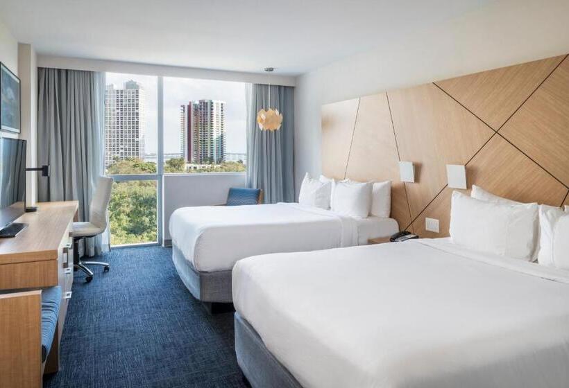带观景的高级间, Novotel Miami Brickell