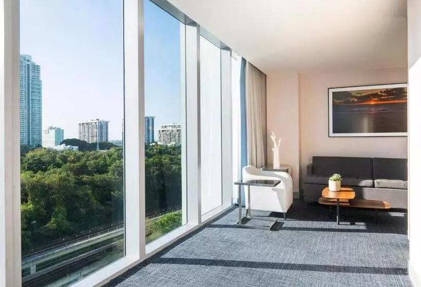 キングサイズベッドのエクゼクティブ, Novotel Miami Brickell