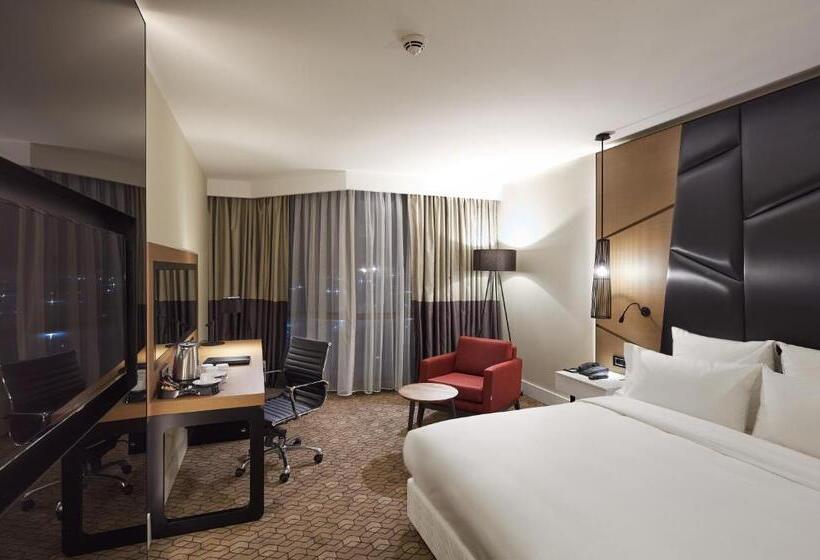シティビューのスーペリアルーム, Pullman Istanbul Hotel & Convention Center