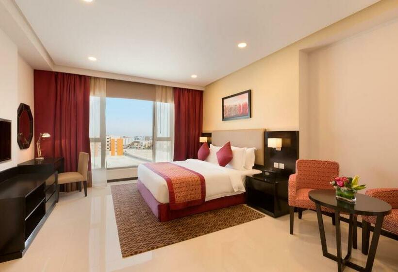اتاق سوپریور برای معلولان, Ramada Hotel And Suites Amwaj Islands