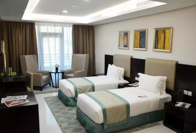 آپارتمان 3 خوابه, Ramada Hotel And Suites Amwaj Islands