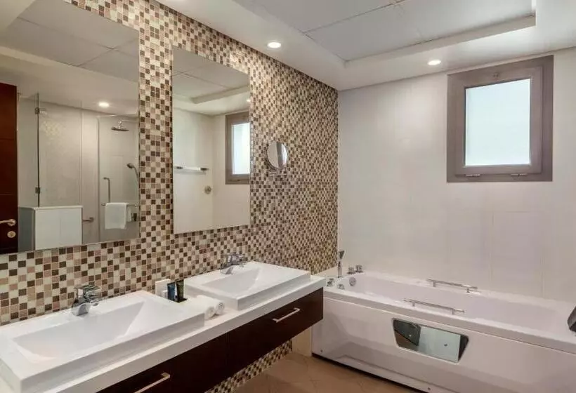 آپارتمان 2 خوابه, Ramada Hotel And Suites Amwaj Islands