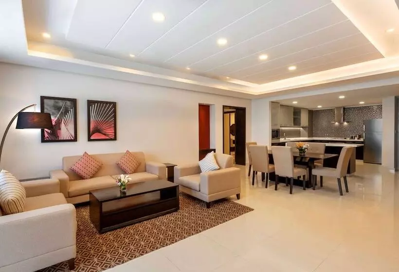 آپارتمان 3 خوابه, Ramada Hotel And Suites Amwaj Islands