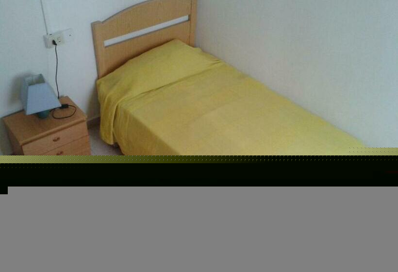 スタンダードシングルルーム, Falow