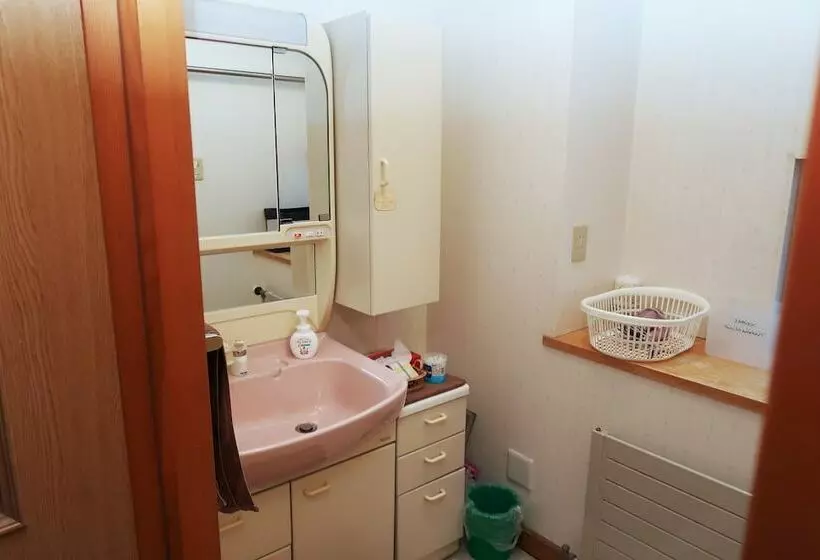 バス共有のスタンダードルーム, Otaru Ekimae Guest House Ito   Hostel
