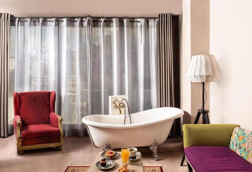 Superior suite with view, Ifeel Athens