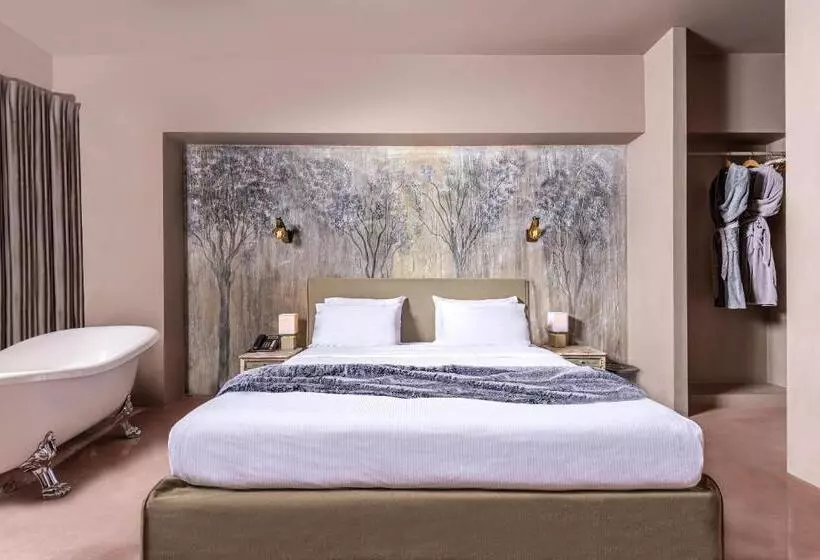 اتاق سوپریور, Ifeel Athens