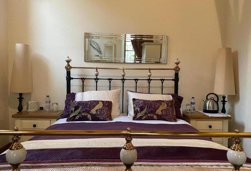 디럭스 스위트 킹 침대, Old Chapel Forge