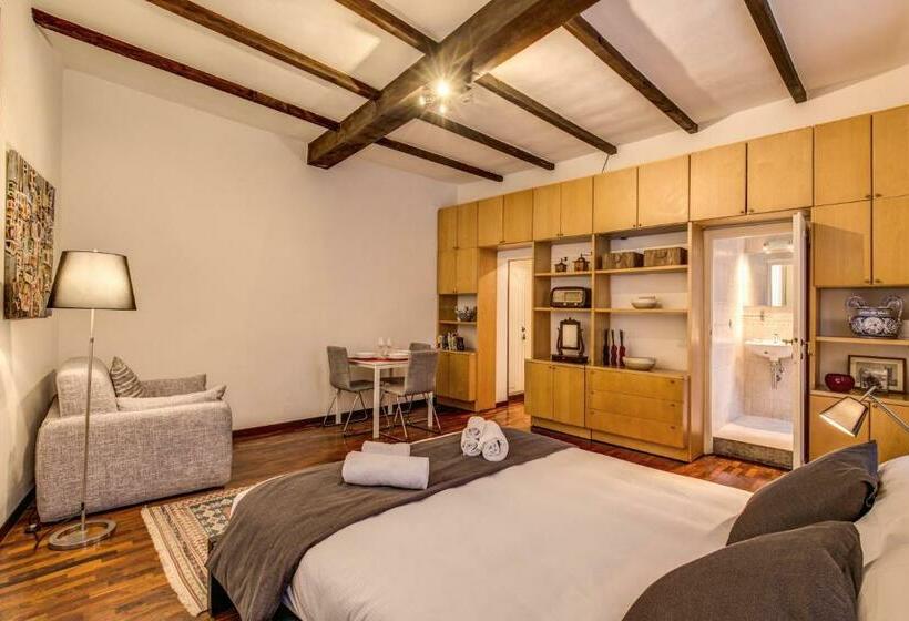 استودیوی استاندارد, Casawally