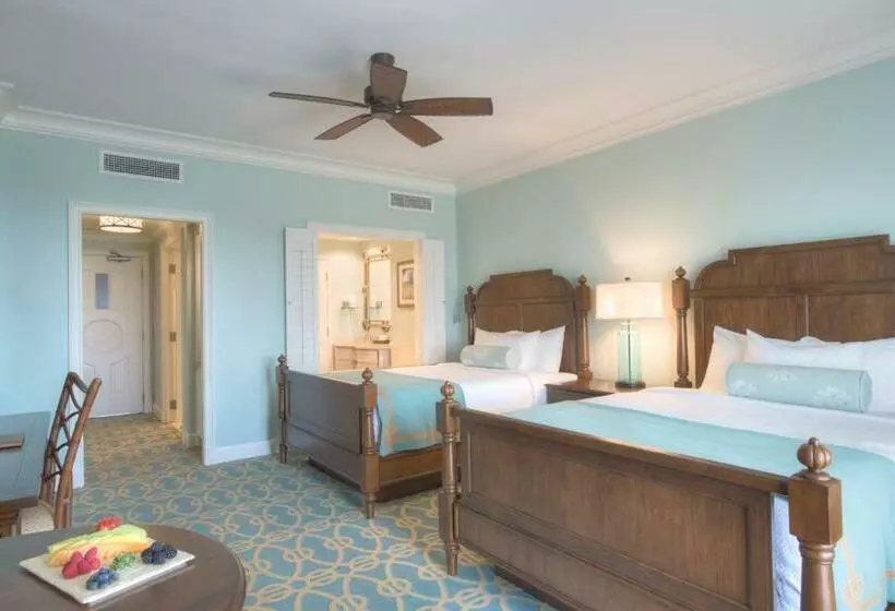 اتاق استاندارد با چشم‌انداز استخر, Henderson Beach Resort