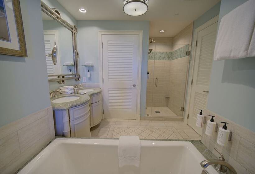 带2个双人床的标准工作室, Henderson Beach Resort