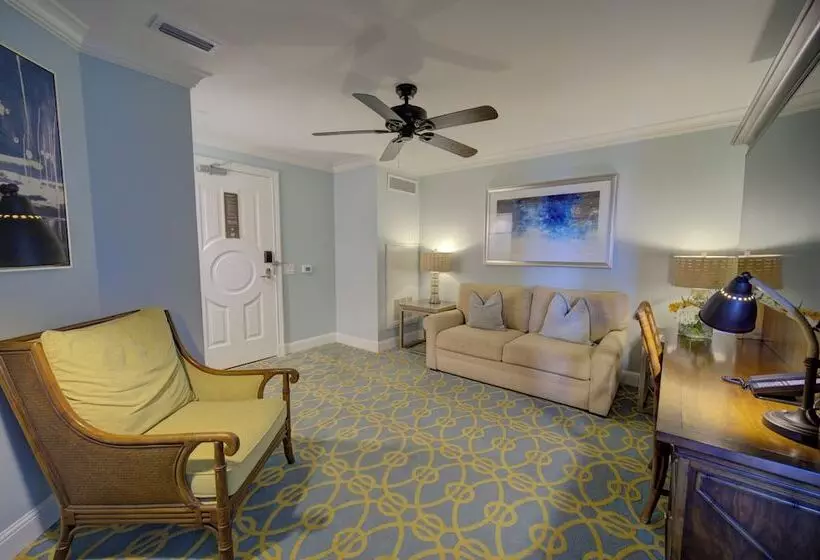 سوئیت برای معلولان, Henderson Beach Resort