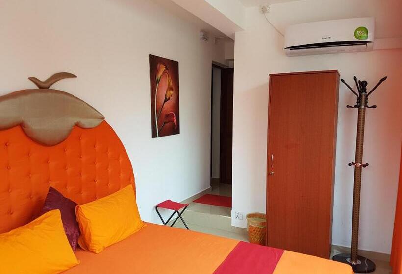 اتاق لوکس با بالکن, Thambili Island @ Stubbs