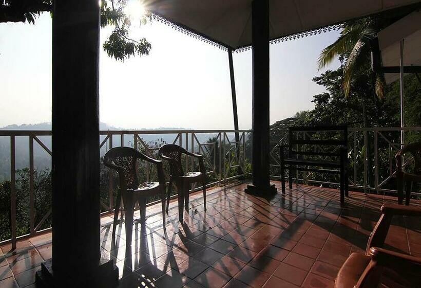 חדר משפחתי, 2in1 Kandy Hostel