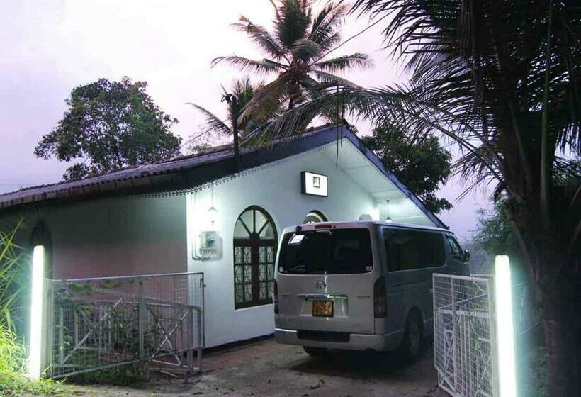 חדר משפחתי, 2in1 Kandy Hostel