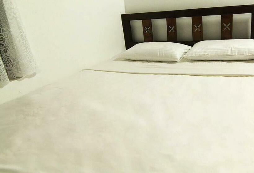 חדר משפחתי, 2in1 Kandy Hostel