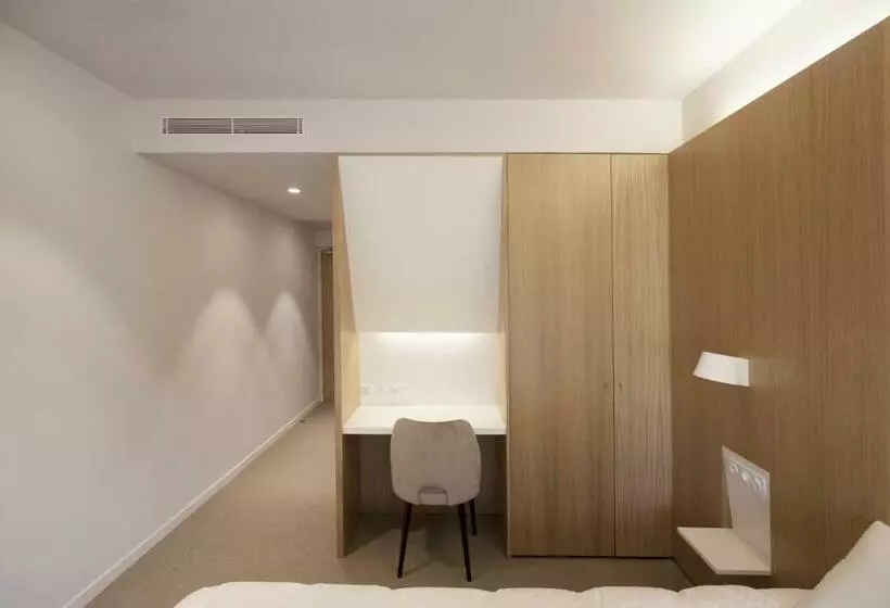 コンフォートルーム, Best Western Plus Hotel Divona Cahors
