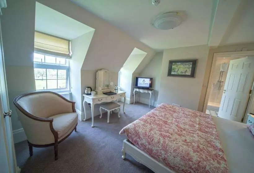 キングサイズベッドのスーペリアルーム, Catthorpe Manor Estate