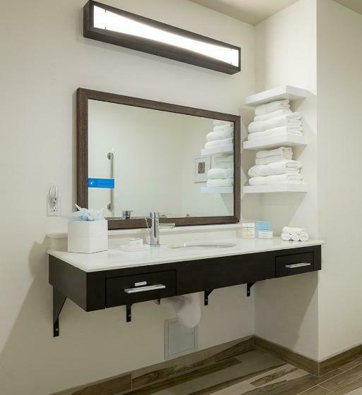 חדר סטנדרט, מיטת קינג, מותאם לאדם עם מוגבלויות, Hampton Inn & Suites Murrieta Temecula