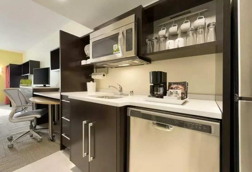 キングサイズベッドのスイートルーム, Home2 Suites By Hilton La Crosse