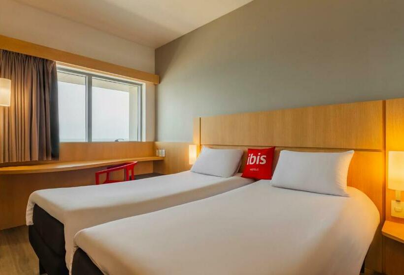Номер Стандарт, Ibis Cartagena Marbella