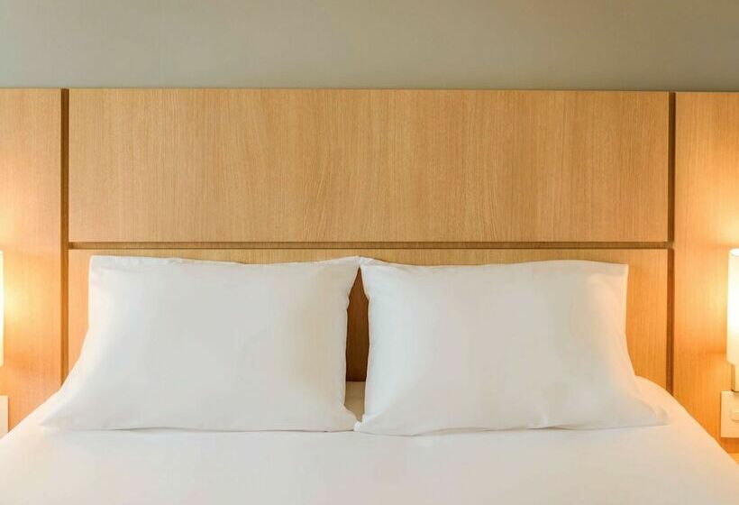 Номер Стандарт, Ibis Cartagena Marbella