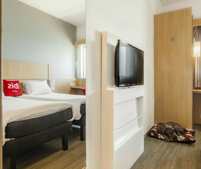 Номер Стандарт, Ibis Cartagena Marbella