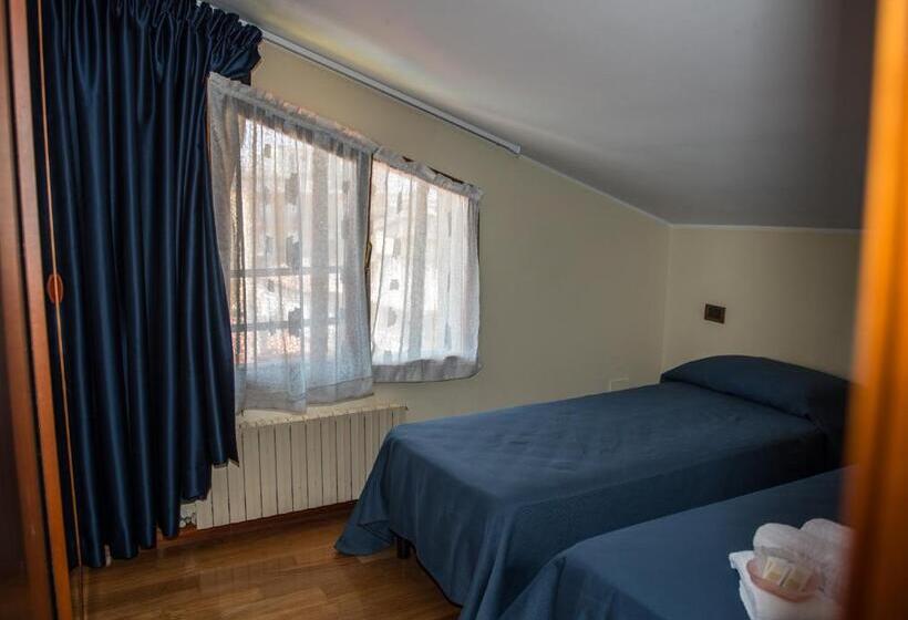 带2个卧室的套房, Malibran