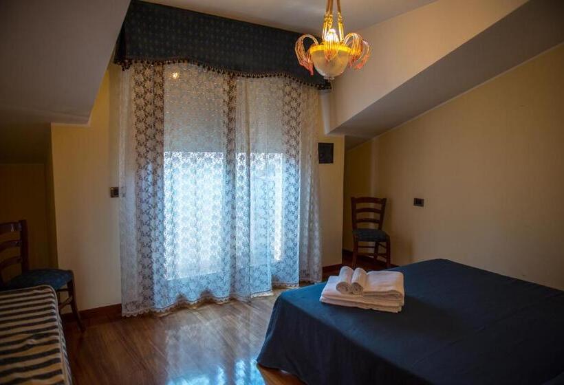 带2个卧室的套房, Malibran