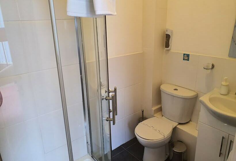 Номер Deluxe, Newholme