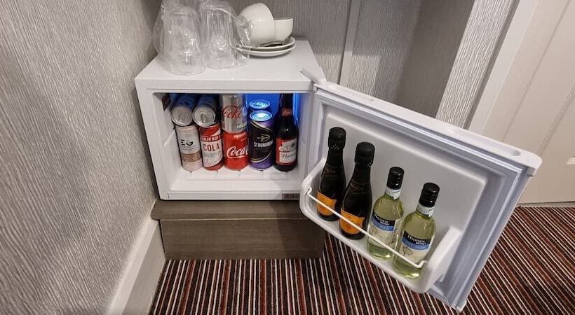 Номер Deluxe, Newholme