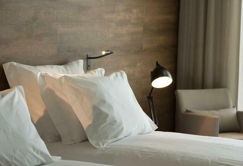 غرفة عائلية مطلّة علي البحر, Octant Ponta Delgada