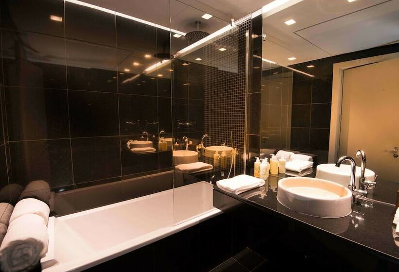 غرفة عائلية مطلّة علي البحر, Octant Ponta Delgada