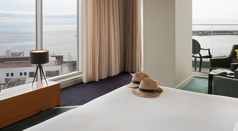 جناح مطلّ علي البحر, Octant Ponta Delgada