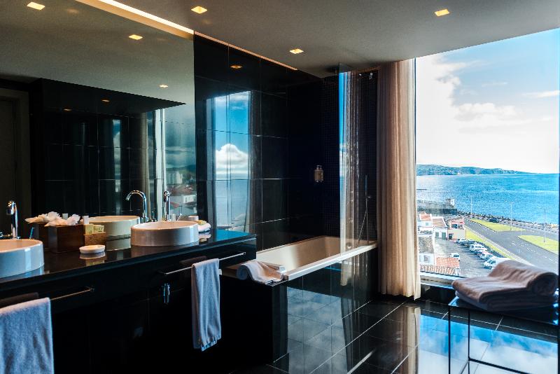 جناح مطلّ علي البحر, Octant Ponta Delgada