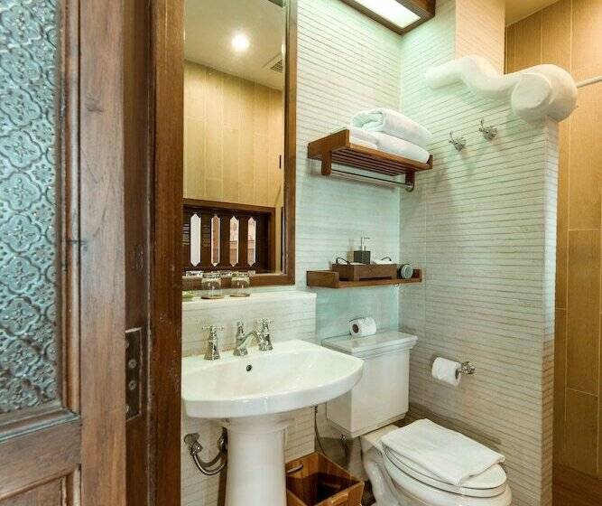 スーペリアスタジオ, Pukha Nanfa