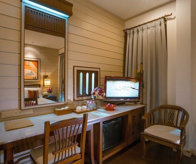 スーペリアールーム, Pukha Nanfa