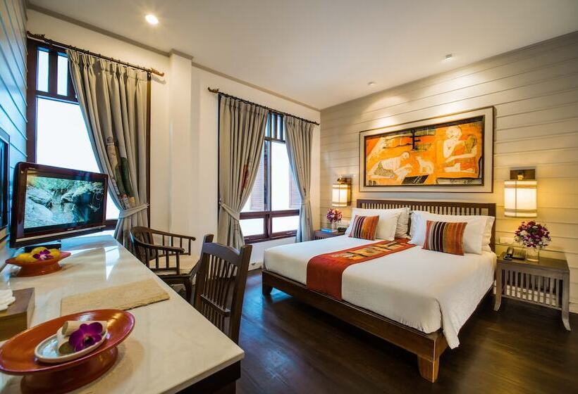 スーペリアールーム, Pukha Nanfa